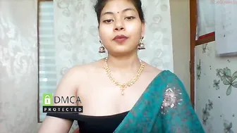 lovely_my_name chick eagerly absorbs dildo