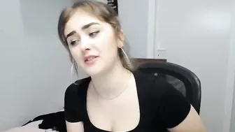 silvia_ami sexy ladies teasing shaved pussies