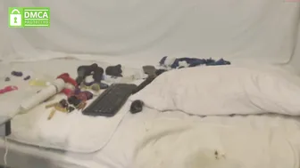 sexy_chick99  busty bitch massages her pussy and nipples