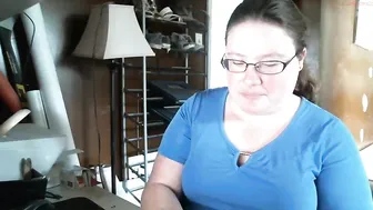 shygirl1976  a little fun in the solo video