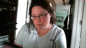 shygirl1976  thick slut caresses  tits