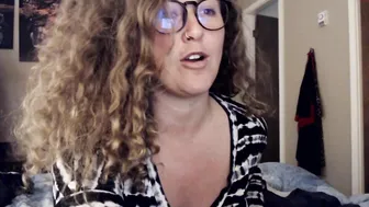 roxyrolla  dark-skinned females jerk off the vagina