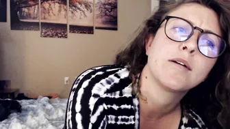 roxyrolla  dark-skinned females jerk off the vagina