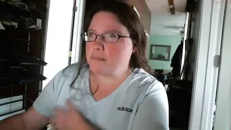 shygirl1976  crazy nurse posing on camera