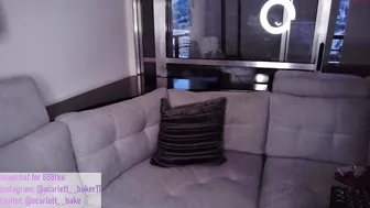 scarlett__baker  sweet blondie fucks with a toy