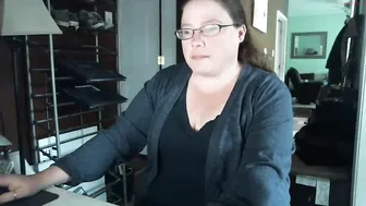 shygirl1976  wicked girl fingers her shaved holes