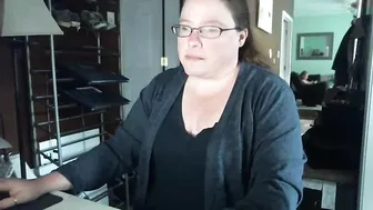 shygirl1976  wicked girl fingers her shaved holes