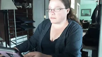 shygirl1976  wicked girl fingers her shaved holes