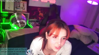 psychedelicariaa  chick eagerly absorbs dildo