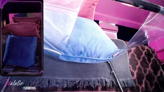 sweetlolabunny  experienced slut caresses shaved cunt