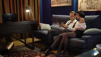 two_trunkx  depraved women masturbate