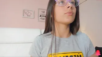 lilicarter_  online show January 2020