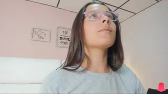 lilicarter_  online show January 2020