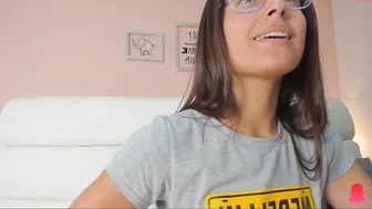 lilicarter_  online show January 2020