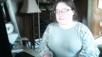 shygirl1976  hot brunettes show shaved holes