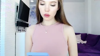 knee_ling  Ardent chick