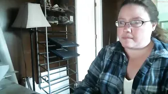 shygirl1976  shows her sweet holes