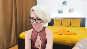 nicepussyfuckk18  Pretty confused