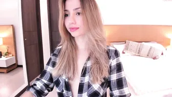 newmollybrooke  wet nipples