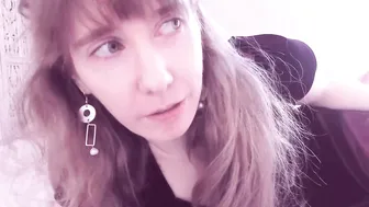 hey_gem  amazing slut pulls vaginal opening