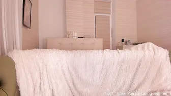 elikacutee  cute confused pounding tits