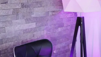 foxy_chloe_  Pretty brunette