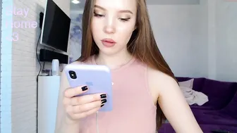 knee_ling  a cool lady rides a sex toy