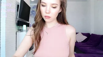 knee_ling  Respectable female