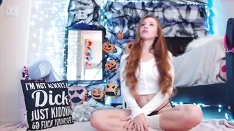 irish_babe  Vagina large