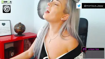 debralee  cute doll doll masturbates pussy