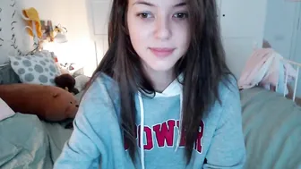 christine_horny  passionate chick shines pussy