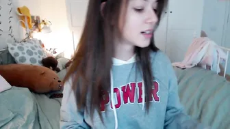 christine_horny  passionate chick shines pussy