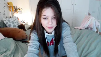 christine_horny  passionate chick shines pussy