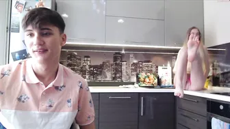 green_cryst  Whore in