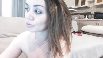 kleshko  pretty woman dabbles with a toy