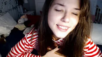 christine_horny  dancing at the pole