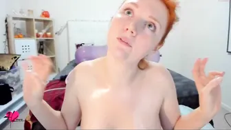 haylee_love  sweetly caress your body