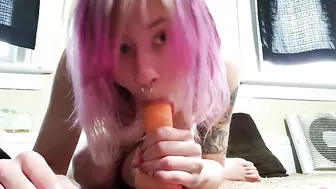 xxecstacy  sultry confused talks in fries