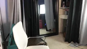 goddessjennafoxx  busty skin fucks pussy dildo