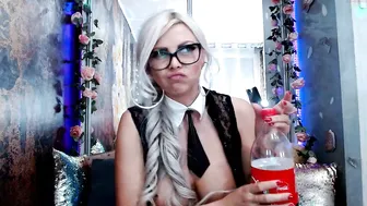 xalexax  gorgeous passion fucks both holes at once