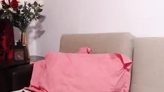 angelicmilff  tasty babe fucks her anus