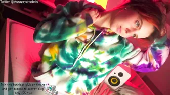 psychedelicariaa  mature confused jerks off shaggy pussy