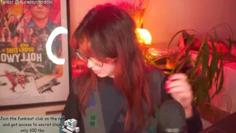 psychedelicariaa  hot female fucks herself in the anus