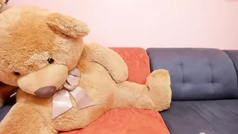 onebigkiss  loves asshole