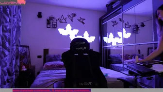 kimmie_  Hot brunette