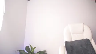 sarah_perezz  Chic Asian