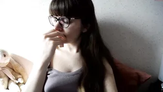 mimi_morgane87  busty babe twirls big ass