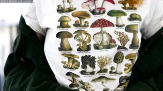 maeveminx  narrow-eyed jerking pussy phallus