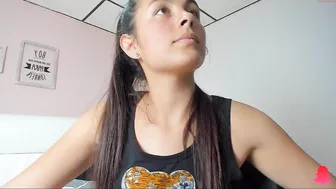 lilicarter_  hot babe jerking off pussy