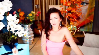 poisoned__honey  cute young lady puts on big tits